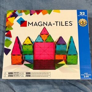 Magna-tiles